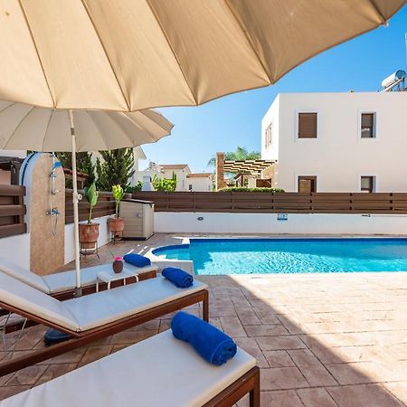 Villa Iris By Ezoria Villas Aya Napa Dış mekan fotoğraf