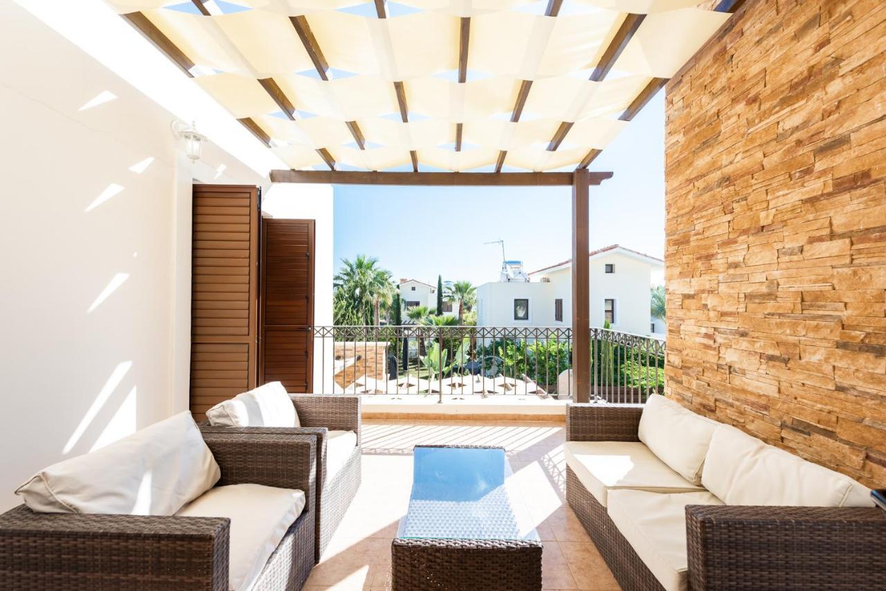 Villa Iris By Ezoria Villas Aya Napa Dış mekan fotoğraf